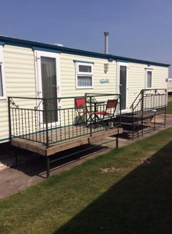 L&G Family Holidays 8 Berth Sealands Familys Only And The Lead Person Must Be Over 30 (Adults Only) Ingoldmells Exteriör bild